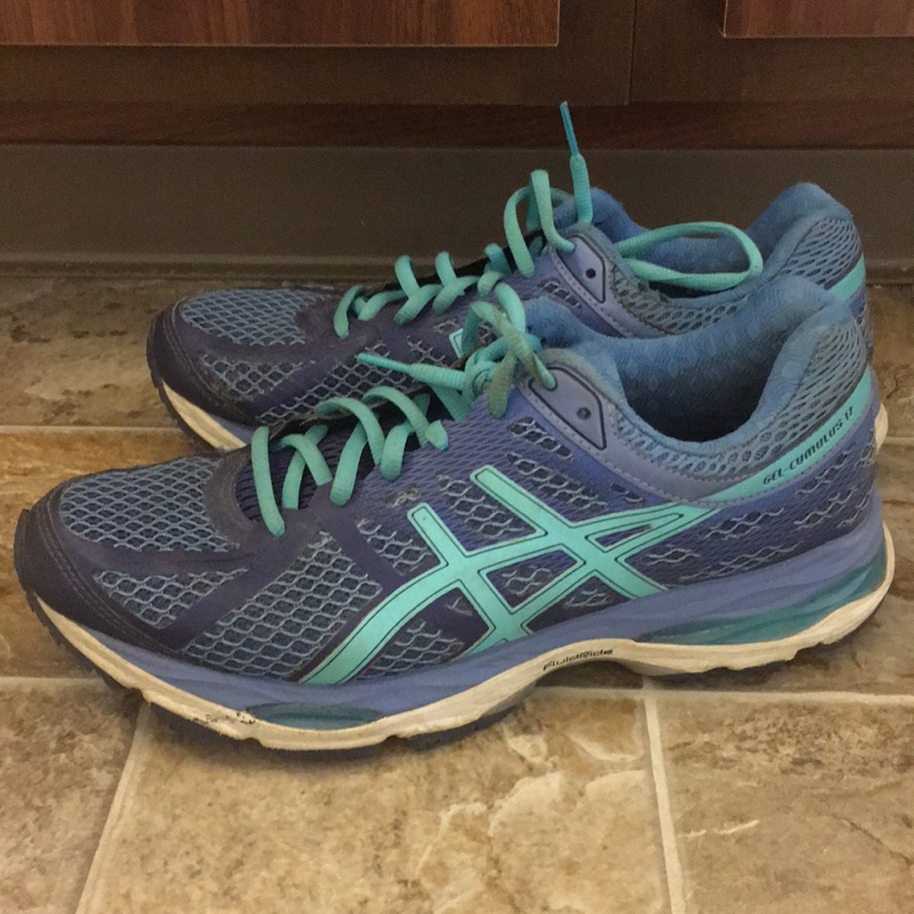 ASICS gel cumulus 17